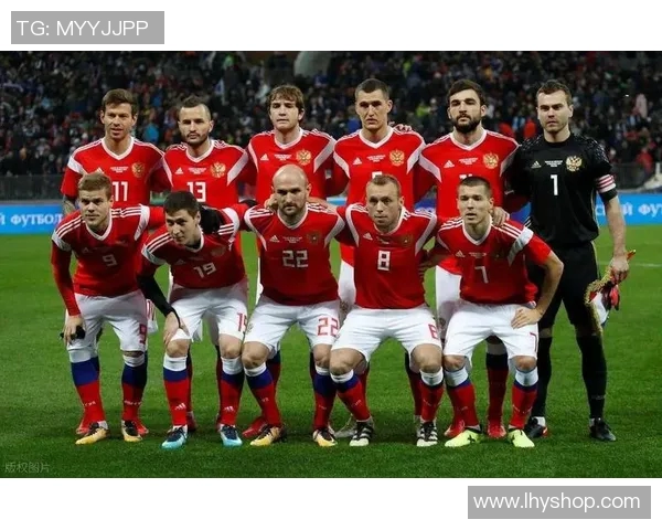 风光背后的阴影足球明星的私德危机与救赎之路 风光背后的阴影足球明星的私德危机与救赎之路