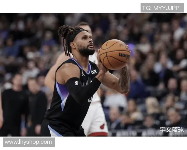 快船与爵士精彩对决直播时间定于22号敬请关注赛事盛况 快船与爵士精彩对决直播时间定于22号敬请关注赛事盛况