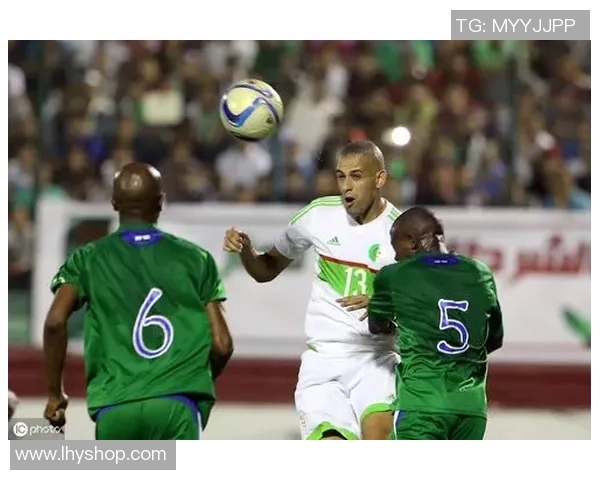 科特迪瓦与阿尔极利的精彩对决揭示足球战术与团队合作的魅力 科特迪瓦与阿尔极利的精彩对决揭示足球战术与团队合作的魅力